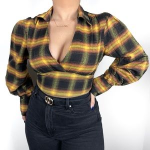 BUNNY BOUTIQUE - Sabrina Top - NWT - Plaid Cropped Long Sleeve Top